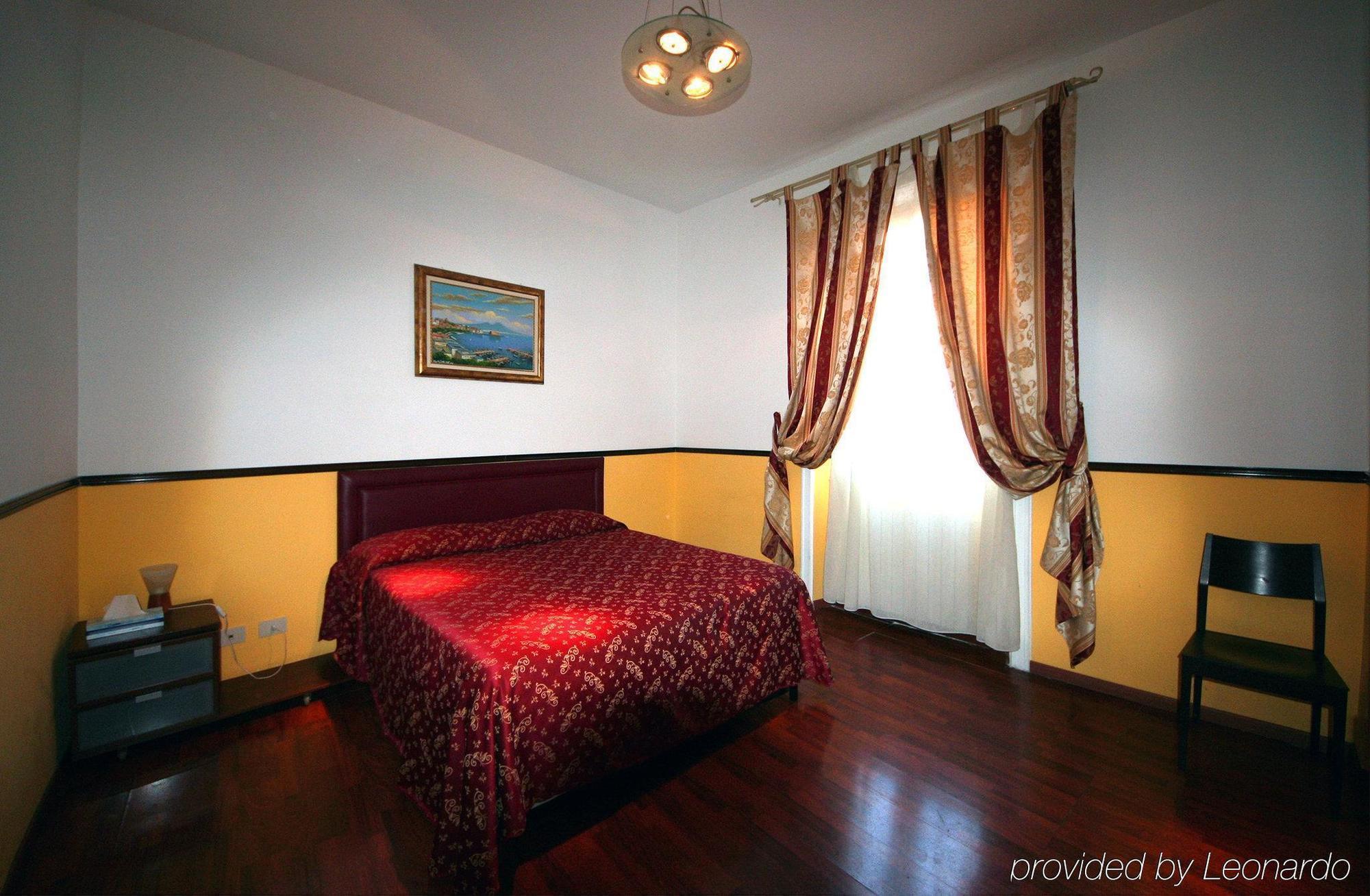 Hotel Saturnia ローマ エクステリア 写真